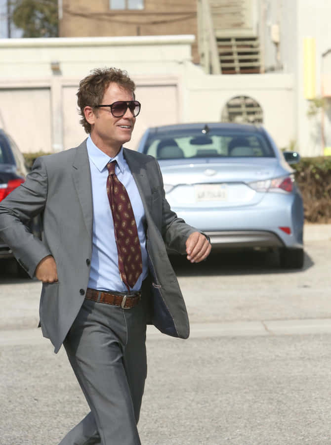 Greg Kinnear 2600 X 3490 Wallpaper