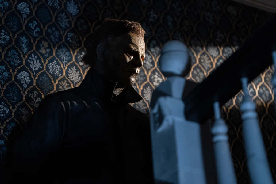 Halloween Ends Michael Myers Stalking Wallpaper