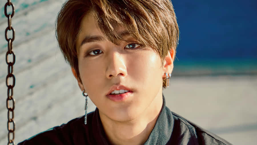 Han Stray Kids Close Up Wallpaper