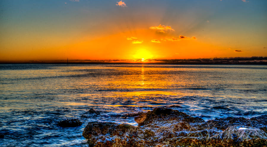 Hawaii Golden Sunset Widescreen Wallpaper