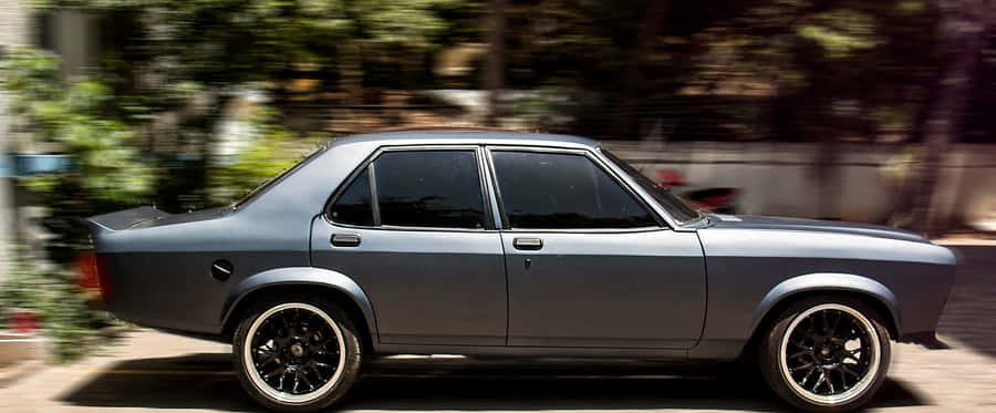 Hindustan Motors Vintage Car Showcase Wallpaper