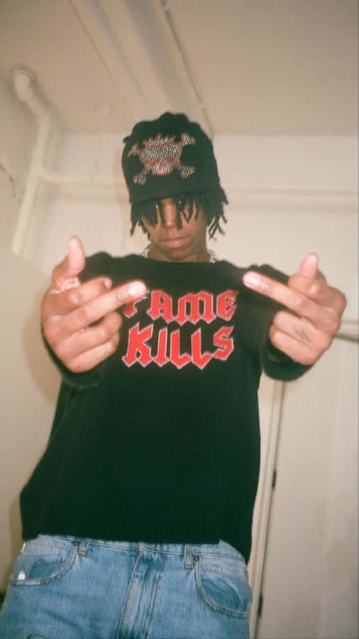 Hip Hop_ Artist_ Fame Kills_ Tshirt_ Gesture Wallpaper