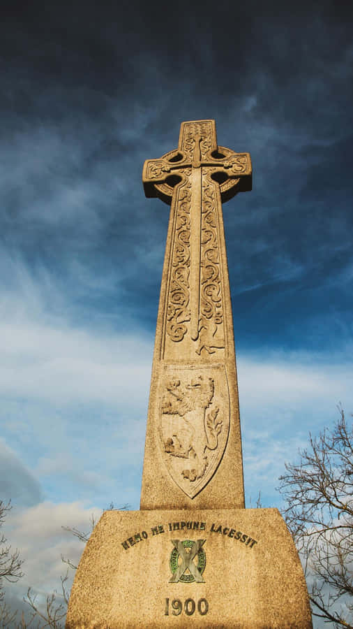 Historic Celtic Cross Monument Wallpaper