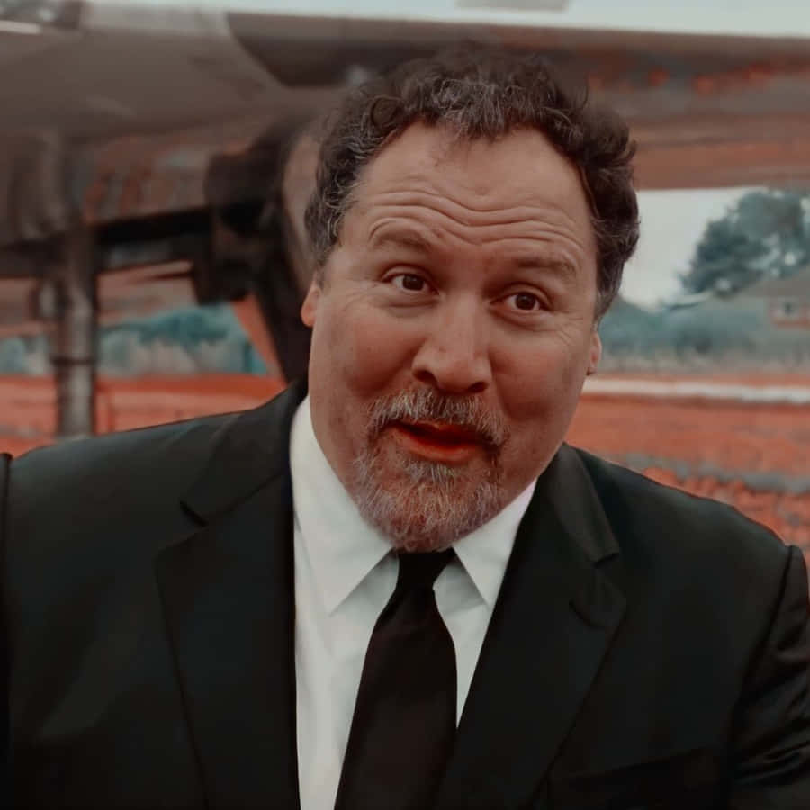 Hollywood Actor And Director Jon Favreau Wallpaper