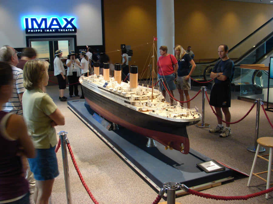 Huge Model At Rms Titanic Museum Wallpaper