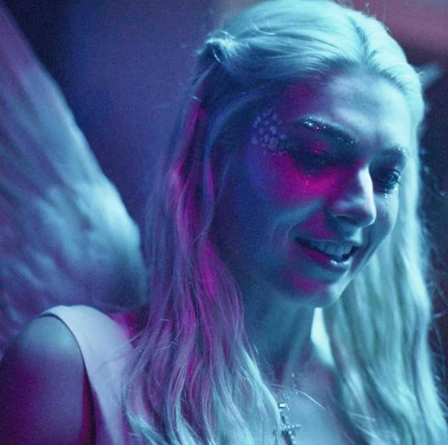 Hunter Schafer Jules Close Up Wallpaper