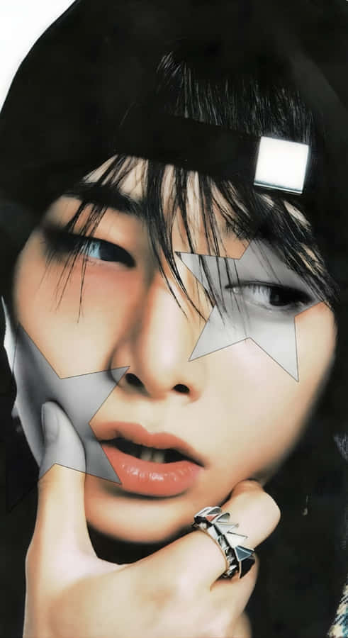 I N Stray Kids Close Up Wallpaper