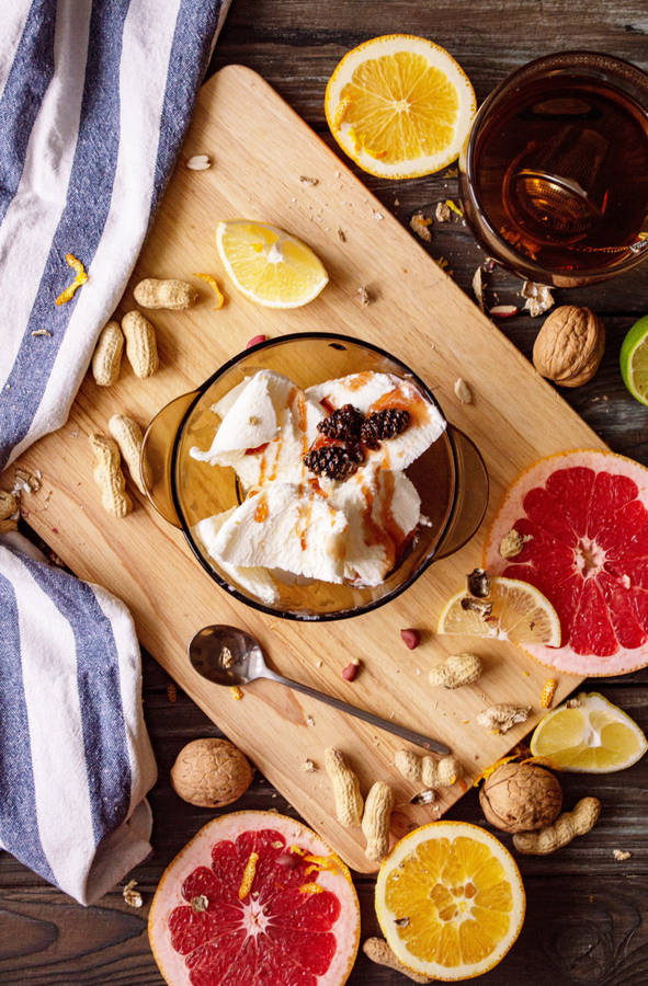 Ice Cream On Glass Bowl Wallpaper
