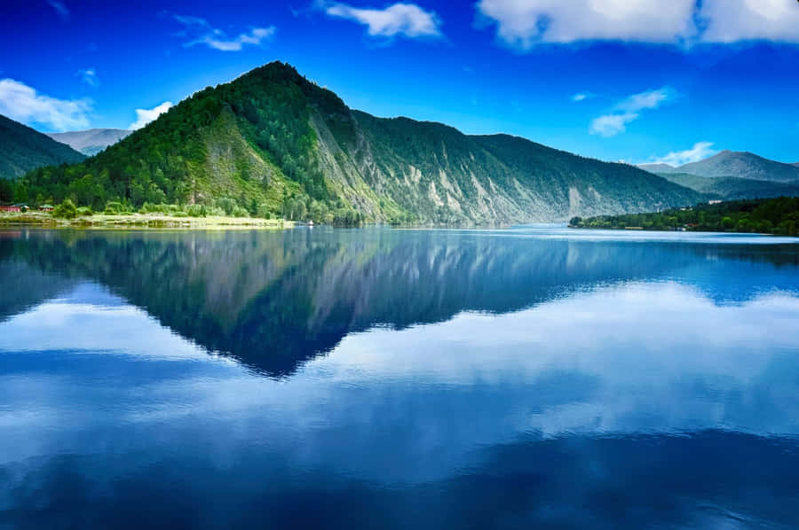 Idyllic Reflection Wallpaper