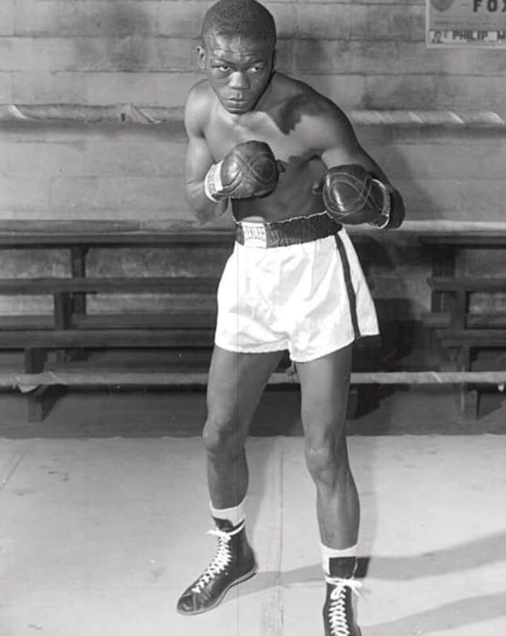 Ike Williams Waiting Stance Wallpaper