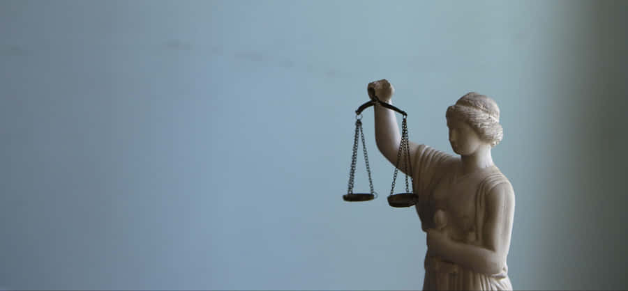 Illicit Scale Wallpaper