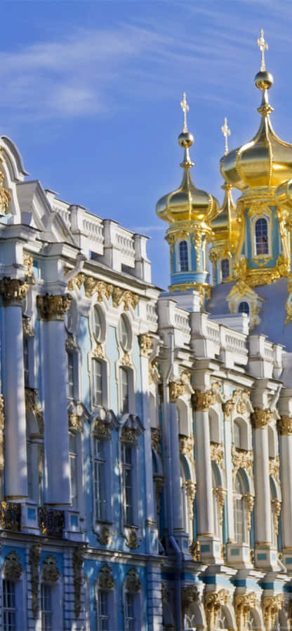 Impeccable Architectural Details Of Catherine Palace Wallpaper