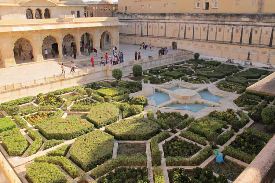Incredible Design Of Amer Fort's Garden Wallpaper