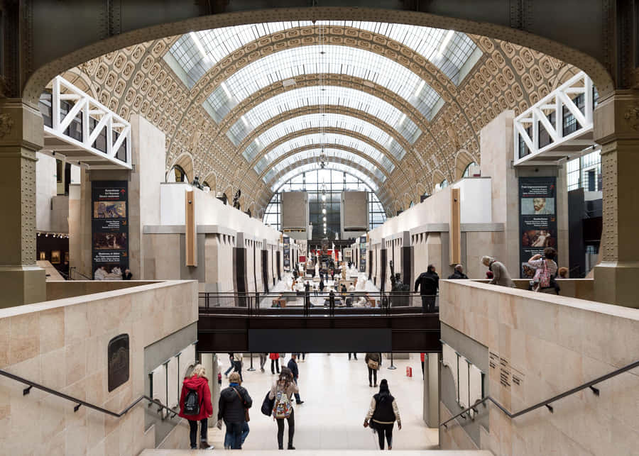 Inside The Musée Dorsay Wallpaper
