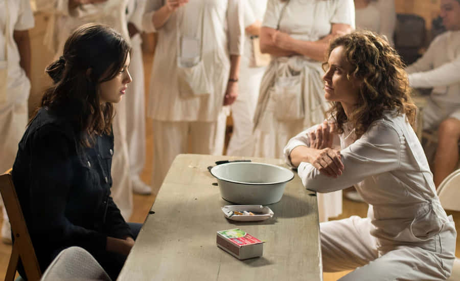 Intense Conversation The Leftovers Wallpaper