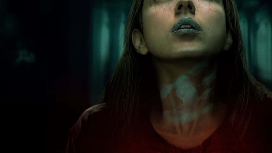 Intimidating Marks Wallpaper