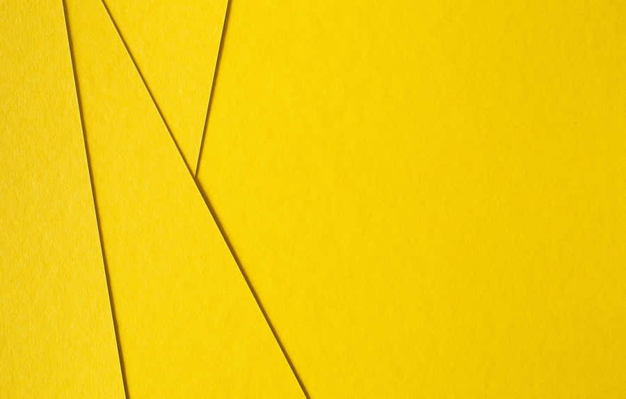 Intricate Yellow Geometric Pattern Wallpaper