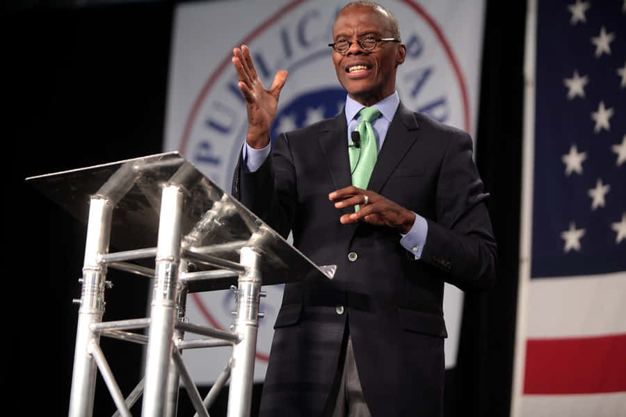 J.c. Watts Speaking In The Podium Wallpaper