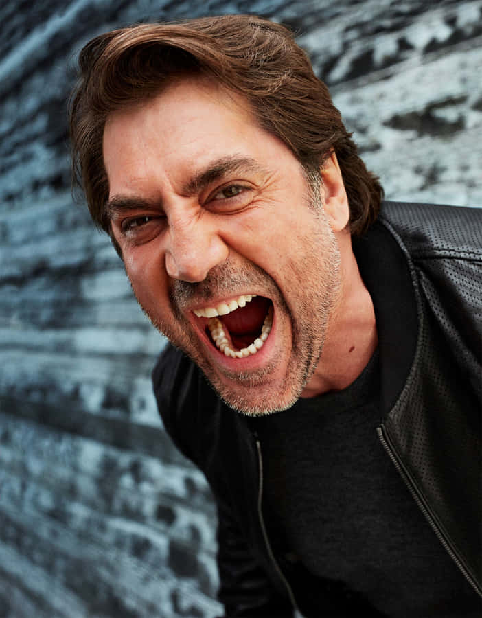 Javier Bardem 2000 X 2565 Wallpaper