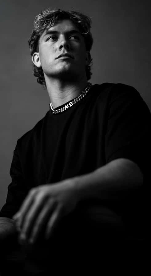 Jaxson Dart Portrait Black And White Wallpaper