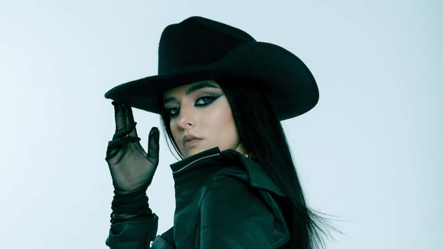 Jessie Murph Stylish Black Outfit Wallpaper