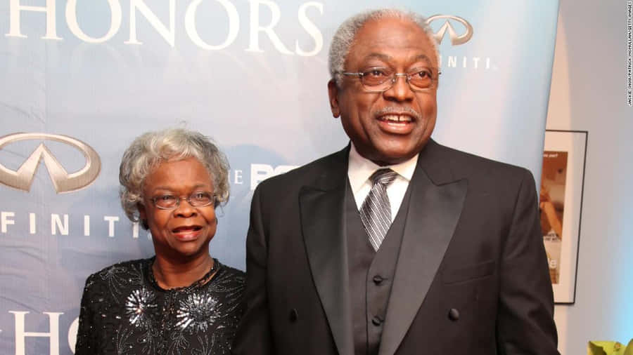 Jim Clyburn With Wife Emily Clyburn Wallpaper