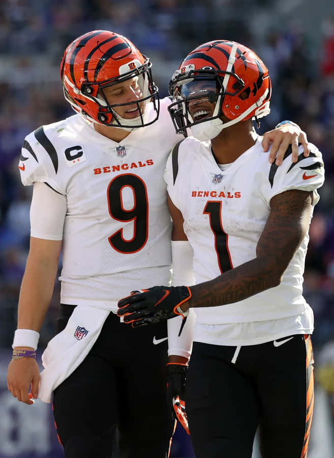 Joe Burrow Ja Marr Chase Celebration Bengals Wallpaper