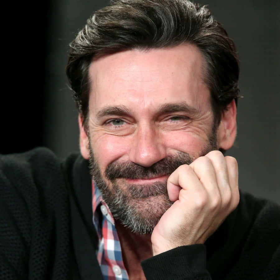 Jon Hamm At The 2011 Golden Globe Awards Wallpaper