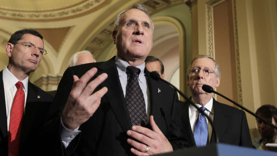 Jon Kyl Us Capitol Media Day Wallpaper