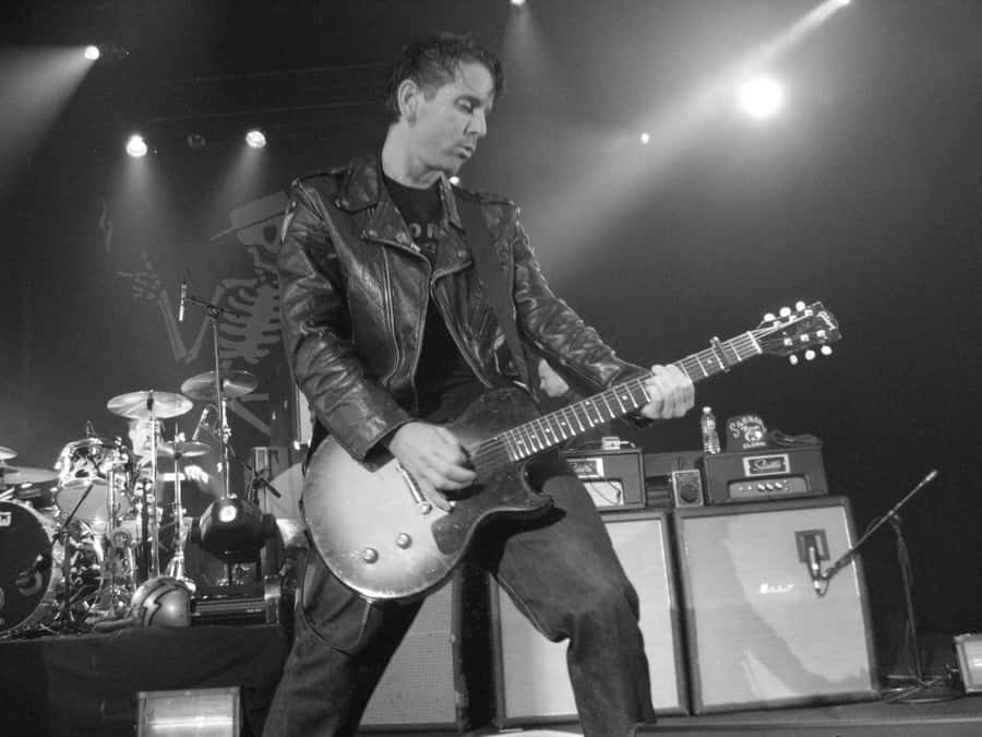 Jonny Wickersham Social Distortion Wallpaper