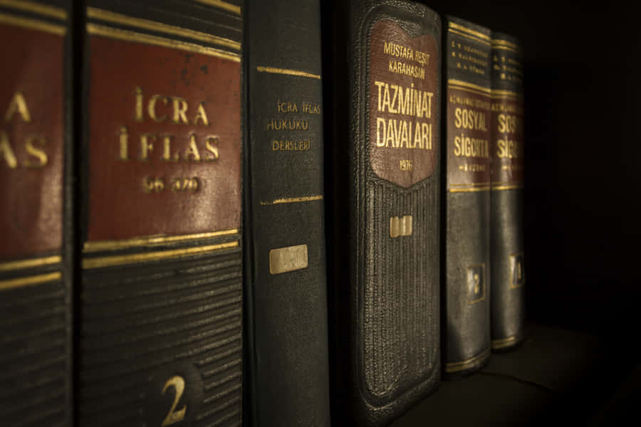 Judicious Law Books Wallpaper