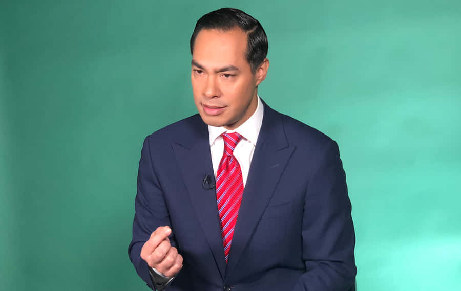 Julian Castro - A Leader Making A Difference Wallpaper