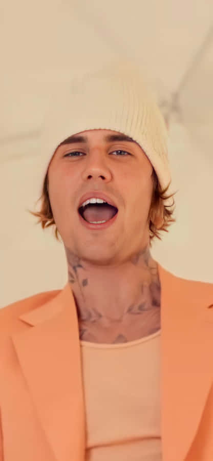 Justin Bieber Enjoying His 2021 Wallpaper