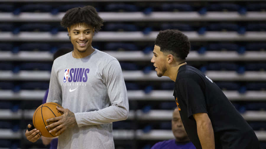 Kelly Oubre Jr. Continuing To Soar Wallpaper