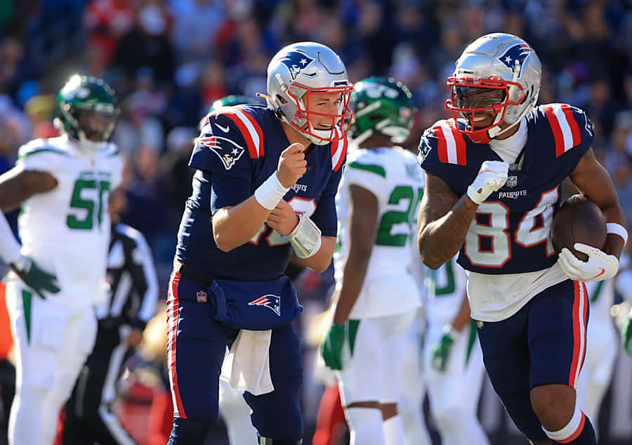 Kendrick Bourne Patriots Game Action Wallpaper