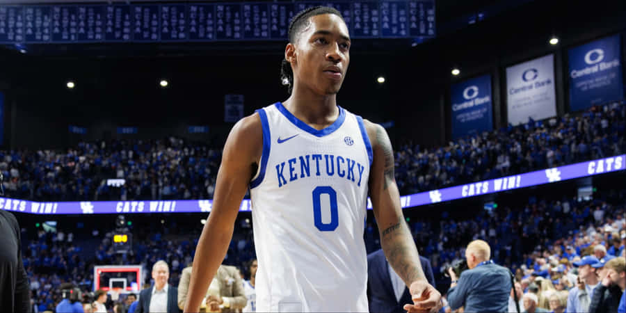 Kentucky Basketball Player Court Wallpaper