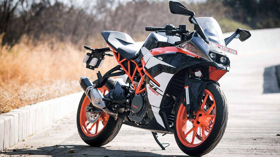 Ktm Duke 390 Roadside Wallpaper