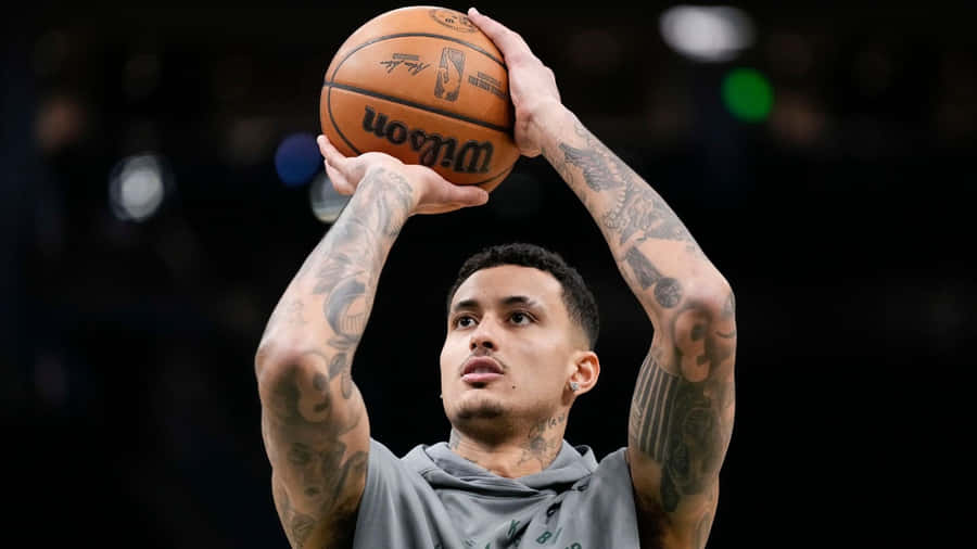 Kyle Kuzma Shooting Practice Wallpaper