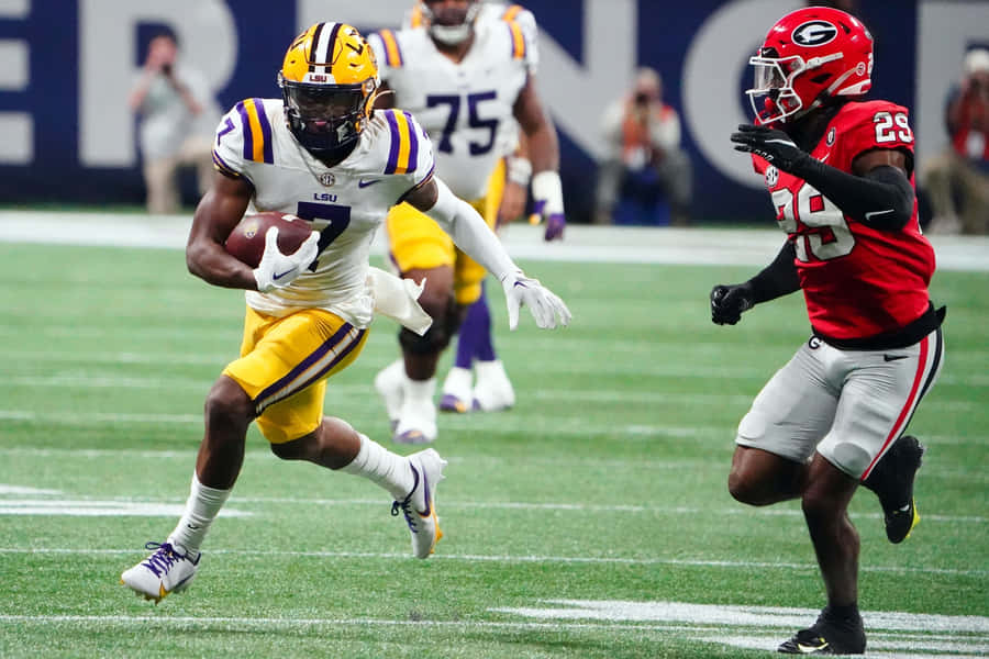 L S U Player Action Shot Wallpaper