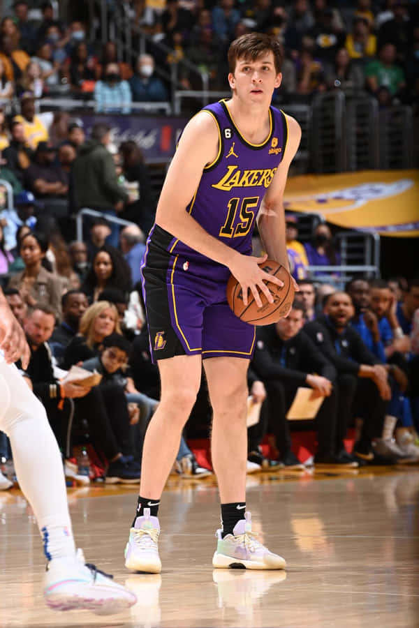 Lakers Player Free Throw Concentration Wallpaper