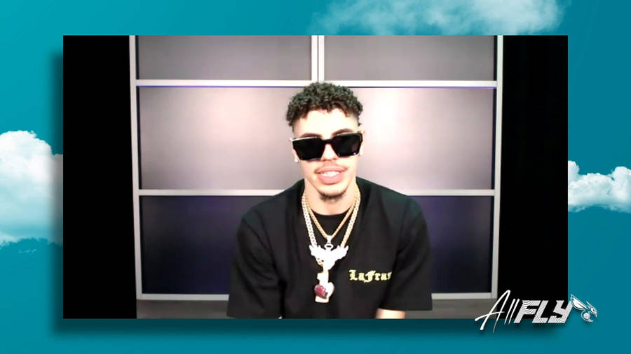 Lamelo Ball With Sunglasses Wallpaper