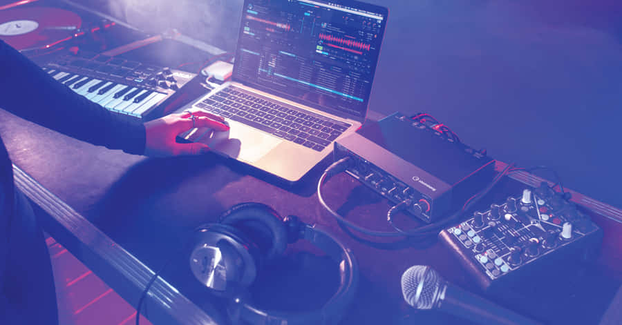 Latent Disc Jockey Bar Wallpaper