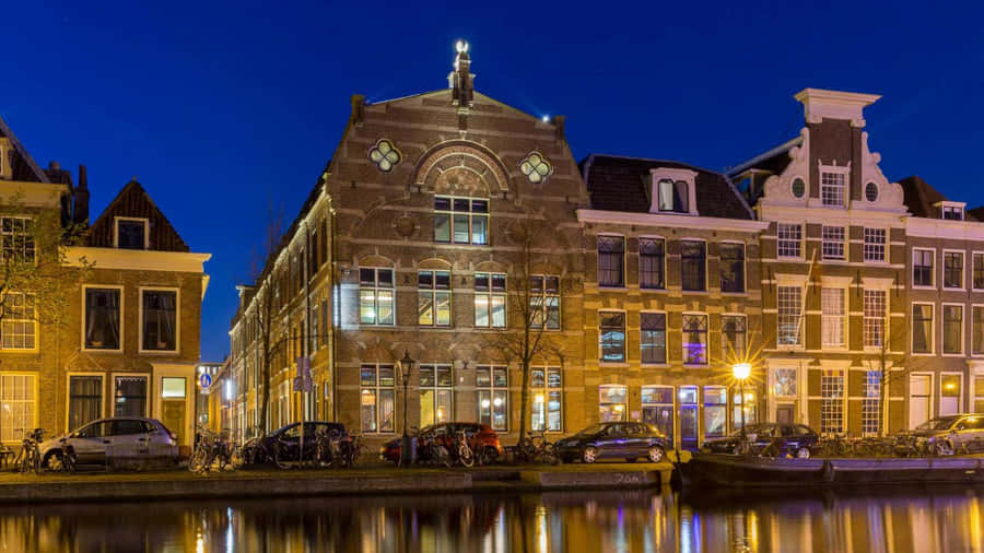 Leiden Canal Night View Wallpaper