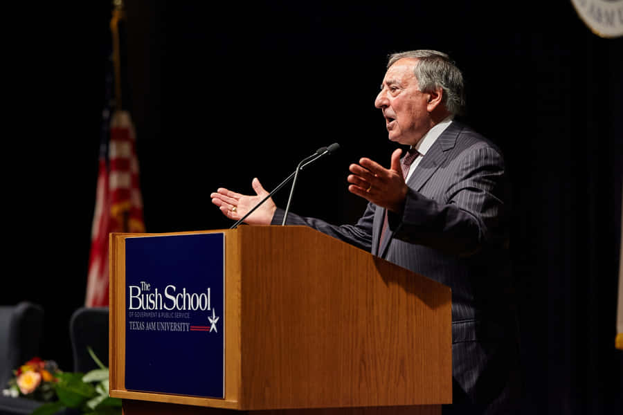 Leon Panetta Speaking At The Bush School Wallpaper