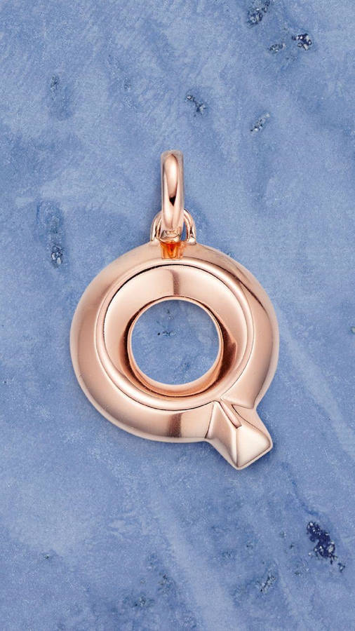 Letter Q Rose Gold Pendant Wallpaper