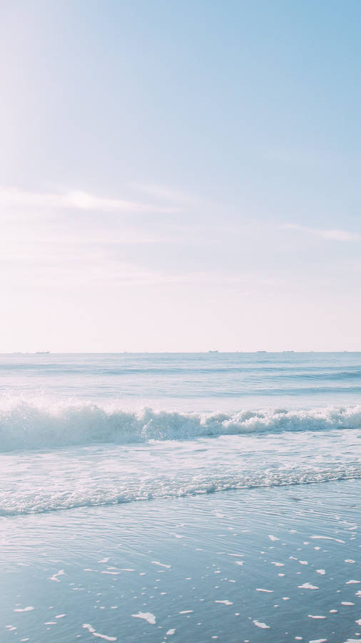 Light Blue Aesthetic Beach Waves Wallpaper