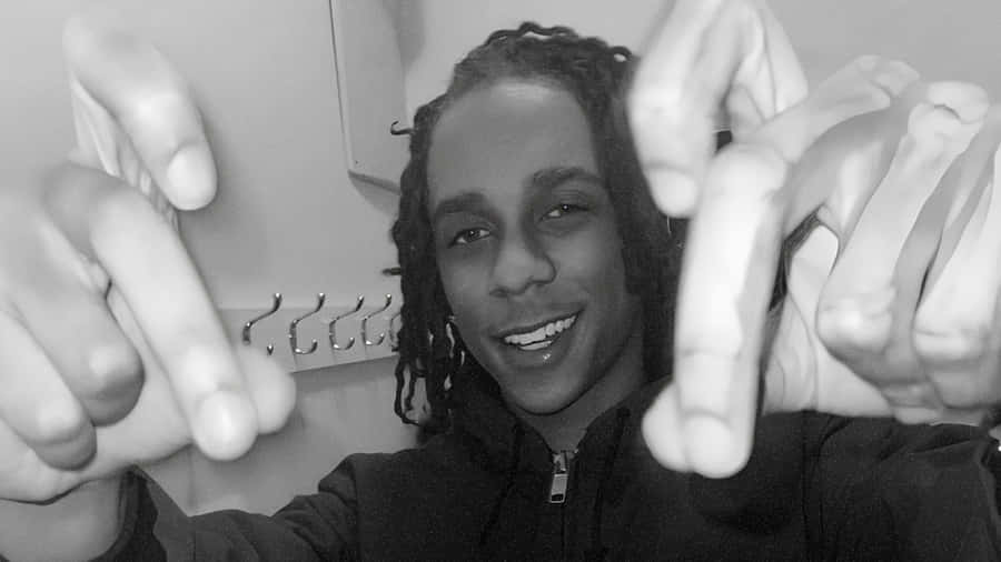 Lil Jeff Signature Pose Wallpaper