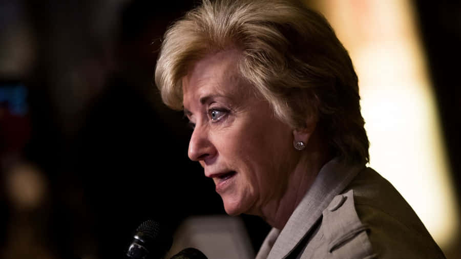 Linda Mc Mahon Speakingat Event Wallpaper