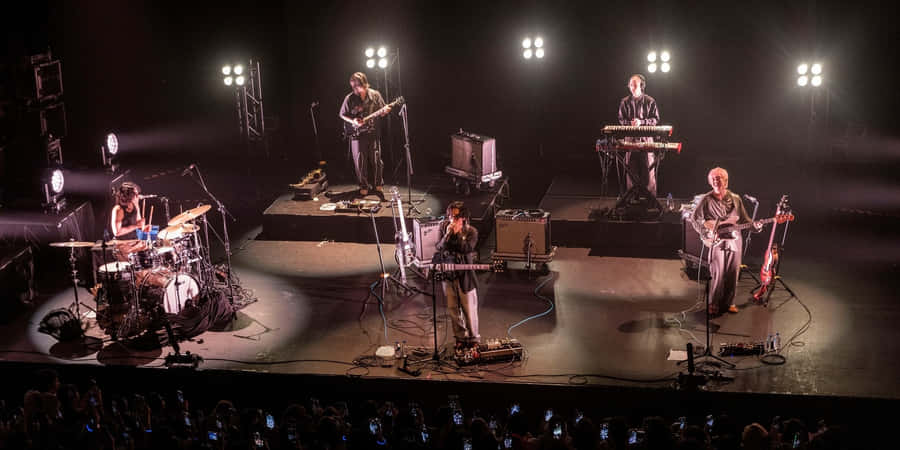 Live Concert Performance Stage Lighting Wallpaper
