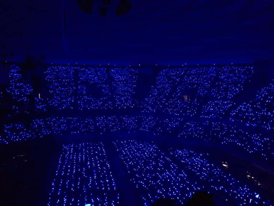 Look No Further Than Sapphire Blue For Eye-catching Style Wallpaper